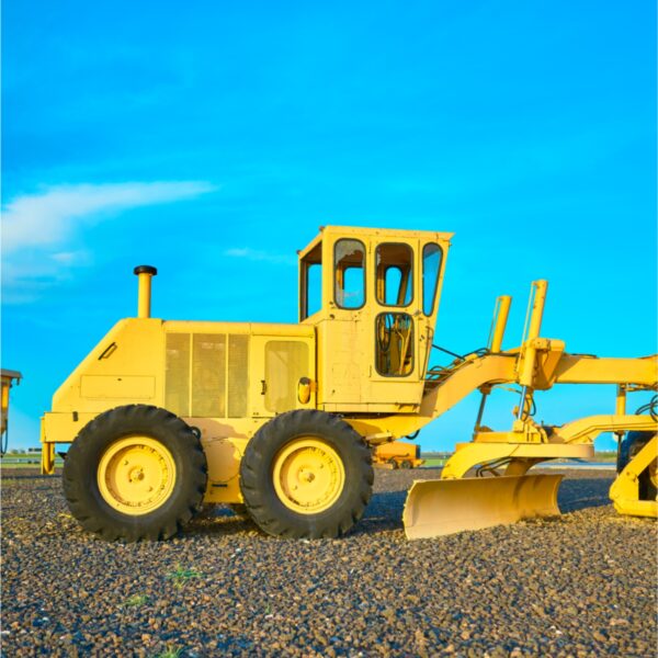 Skilled manpower supply for industrial projects in Saudi Arabia.